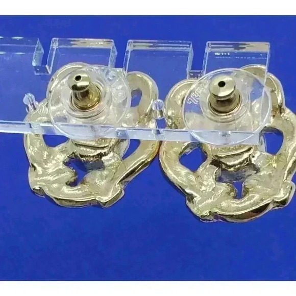 Vintage Trifari Earrings Gold & Clear Rhinestone Pierced Ribbon Design - Picture 5 of 9